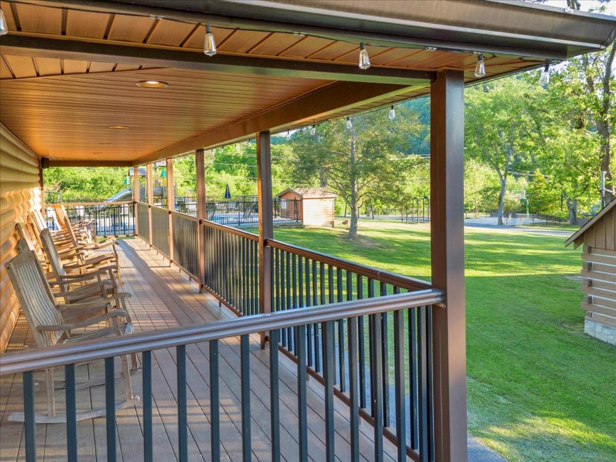 Cabin Oasis Near Smoky Mountains Pigeon Forge Dış mekan fotoğraf