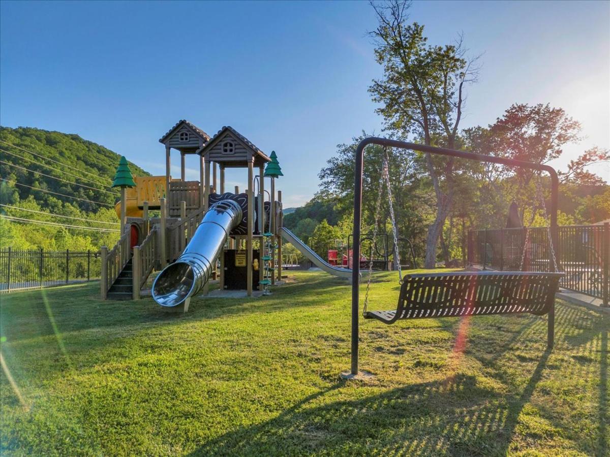 Cabin Oasis Near Smoky Mountains Pigeon Forge Dış mekan fotoğraf
